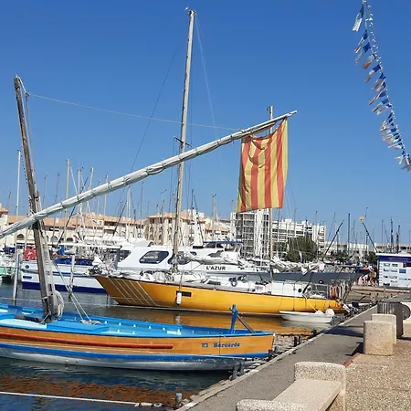 T3 De Plain Pied, 4/5 Pers, Proche Plage, Parking Prive, Animaux Ok - Fr-1-798-17 Apartment